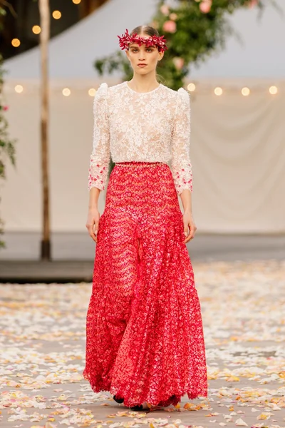 Look 1